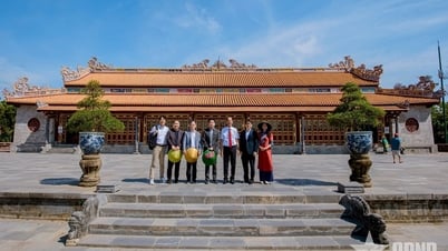 Cộng đồng nắm giữ, phát huy bền vững di sản