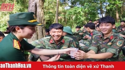 “Bát nước thao trường” ấm lòng chiến sĩ