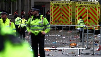 Lời kể nhân chứng vụ ô tô tông đoàn người trong lễ diễu hành của Liverpool