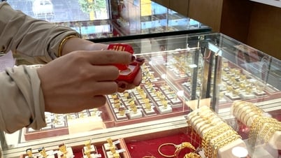 El precio del anillo de oro en la tarde del 27 de mayo disminuyó en 900 mil VND/tael.