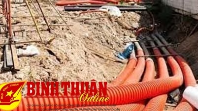 شبكة كابلات الاتصالات تحت الأرض في منطقة بينه ثوان