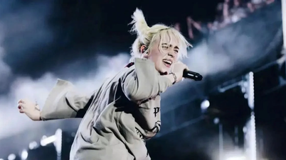បាតុភូតតន្ត្រី Billie Eilish បង្កើតប្រវត្តិសាស្ត្រនៅ AMAs ឆ្នាំ 2025