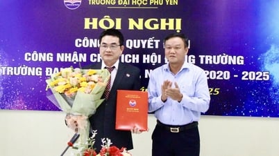 M. Le Duc Thoang occupe le poste de président du conseil universitaire de l'université de Phu Yen.