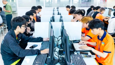 The government will have special policies for the industry serving high-tech development.