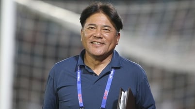 Winning CAHN keeps the hope of winning the championship, what did the coach of Hanoi FC say?