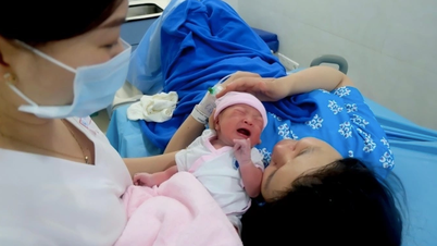 두 자녀를 낳은 여성에게 사회주택 지원금 지급 제안