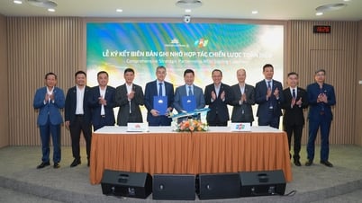 Vietnam Airlines và FPT tăng cường hợp tác chiến lược toàn diện