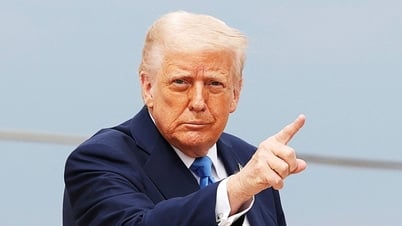 Tổng thống Mỹ Donald Trump tuyên bố sẽ "chiến thắng" Harvard