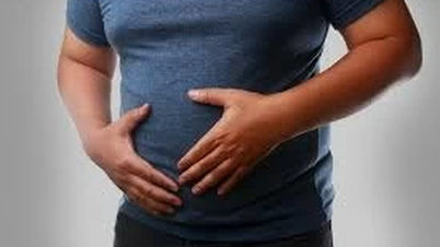 Tener el estómago lleno después de comer y no tener HP ¿qué enfermedad es?