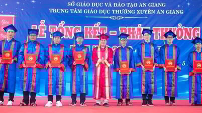 Le Centre de formation continue d'An Giang résume l'année scolaire 2024-2025