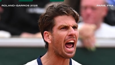 Daniil Medvedev perdió sorprendentemente en la primera ronda del Abierto de Francia
