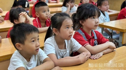 Một ngày làm học sinh lớp 1 - Báo và Đài Phát thanh Truyền hình Lạng Sơn