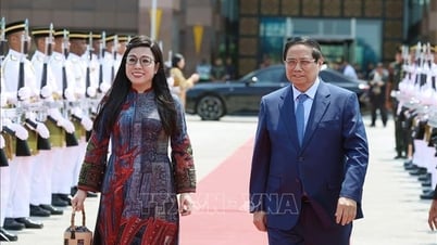 Premierminister Pham Minh Chinh beendet offiziellen Besuch in Malaysia und nimmt am ASEAN-Gipfel teil