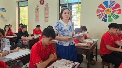 ムオン族の教師が小さな村に知識を植え、夢に翼を与える