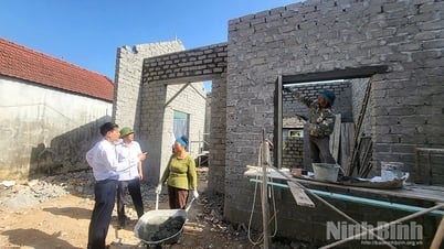 Поддержка ликвидации временных и ветхих домов под девизом «Кто чем может помочь»