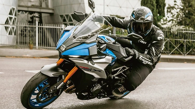 Suzuki GSX-S1000GX 2025 se lanzó con un precio desde 371,5 millones de VND.