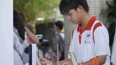Thi lớp 10 TPHCM: Cẩn trọng quy định về điện thoại di động
