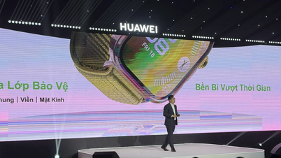 سلسلة ساعات HUAWEI WATCH FIT 4 رفيعة وخفيفة الوزن وتتمتع بتقنية مذهلة