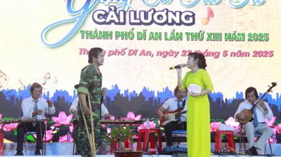 Ende des 13. offenen Wettbewerbs „Tai Tu – Cai Luong Singing“ in Di An City im Jahr 2025