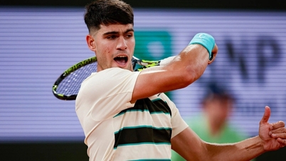 Alcaraz "phục thù" Marozsan, tiến bước tại Roland Garros