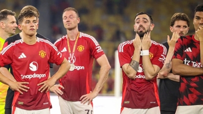 CĐV Man Utd tức tối khi đội nhà thất bại “xấu hổ” ở Đông Nam Á