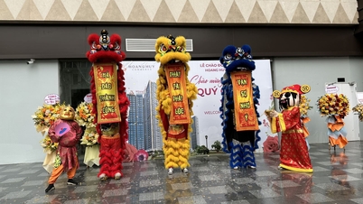 GRUPO HOANG HUY ORGANIZA LA CEREMONIA DE ENTREGA DE APARTAMENTOS EN EL PROYECTO COMERCIAL HOANG HUY