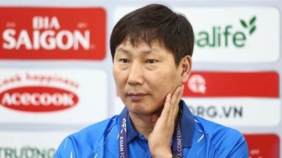 말레이시아 축구, 맨유전 앞두고 김상식 감독 난항