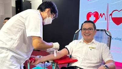 Gần 90 cán bộ, nhân viên Bệnh viện Đa khoa Vinmec Nha Trang hiến máu tình nguyện