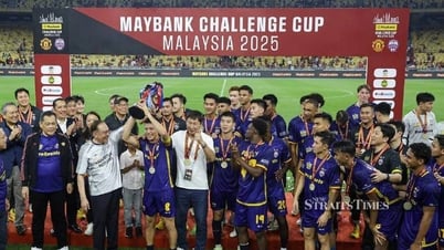東南アジアの新聞がマンチェスター・ユナイテッド戦勝利後、キム・サンシク監督について特別な言葉を述べる