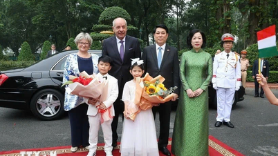 헝가리 대통령 부부, 하노이 출발, 베트남 방문 마무리