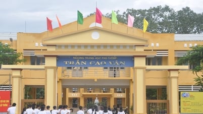 "Nóng" cuộc đua tuyển sinh vào lớp 10 công lập ở Quảng Nam