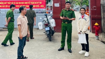 Bình Thuận: Dùng xe cảnh sát chạy 60 km đưa thí sinh đến điểm thi
