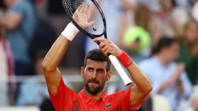 Vượt Nadal, Djokovic lập kỷ lục mới tại Roland Garros