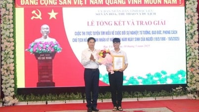 Trao giải Cuộc thi trực tuyến tìm hiểu về cuộc đời, sự nghiệp, tư tưởng, đạo đức của Bác Hồ