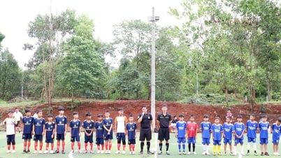 U11 Dak Glong이 U11 Tuy Duc을 3-2로 이겼습니다.