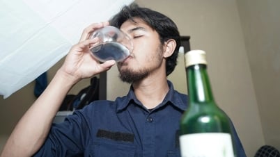 Nôn sau khi uống rượu lợi hay hại?