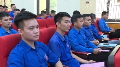 Chủ tịch UBND huyện Lộc Bình đối thoại với thanh niên năm 2025