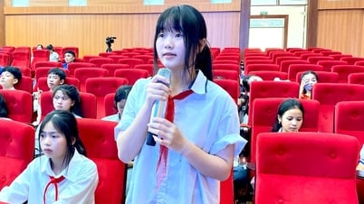Đối thoại giữa Thường trực HĐND huyện với Hội đồng Trẻ em huyện Phong Thổ