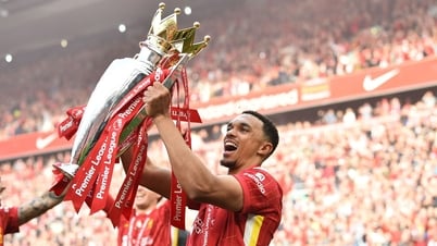Real Madrid ký xong Alexander-Arnold, được dự Club World Cup