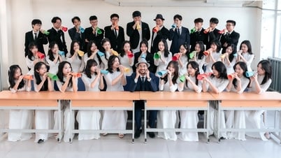 이 학급은 전국 우수 학생 경연대회에서 1등을 3번이나 차지하였고, 많은 학생들이 세계 상위 1%에 속하는 SAT 점수를 가지고 있습니다.