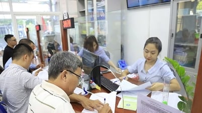 To make unemployment insurance truly a "lifesaver"