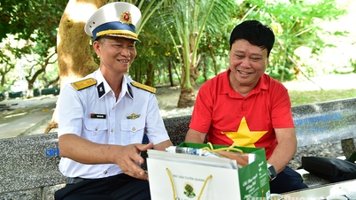 Nhiều phần quà ý nghĩa gửi tặng quân và dân trên Quần đảo Trường Sa và Nhà giàn DK1