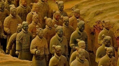Khách làm vỡ tượng đất nung 2.000 năm tại lăng Tần Thủy Hoàng
