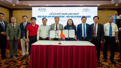 Hue-Korea cooperation in tourism development: Aiming to open direct flights, enhancing the tourism brand of the ancient capital