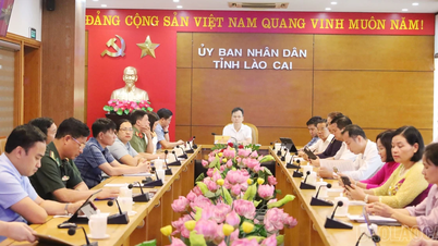 Thủ tướng Chính phủ chủ trì toạ đàm với doanh nghiệp về phát triển kinh tế tư nhân