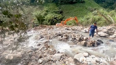 Khẩn trương khắc phục sạt lở nghiêm trọng Quốc lộ 16 đoạn qua xã Nhôn Mai, Tương Dương