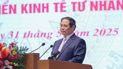 นายกรัฐมนตรี Pham Minh Chinh กล่าวว่า “พร้อมที่จะยกย่องนักธุรกิจให้เป็นวีรบุรุษและตำแหน่งอื่นๆ หากคู่ควรกับผลงานของพวกเขา”