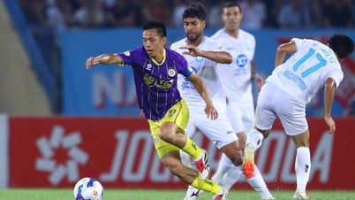 ハノイ - ナムディン（前半）0-0：均衡した試合