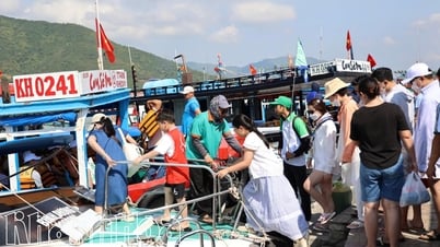 カインホア省は4月30日と5月1日の休暇期間中に27万3000人以上の観光客を迎えた。