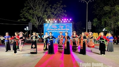 Thanh Tuyen Festival der ethnischen Farben